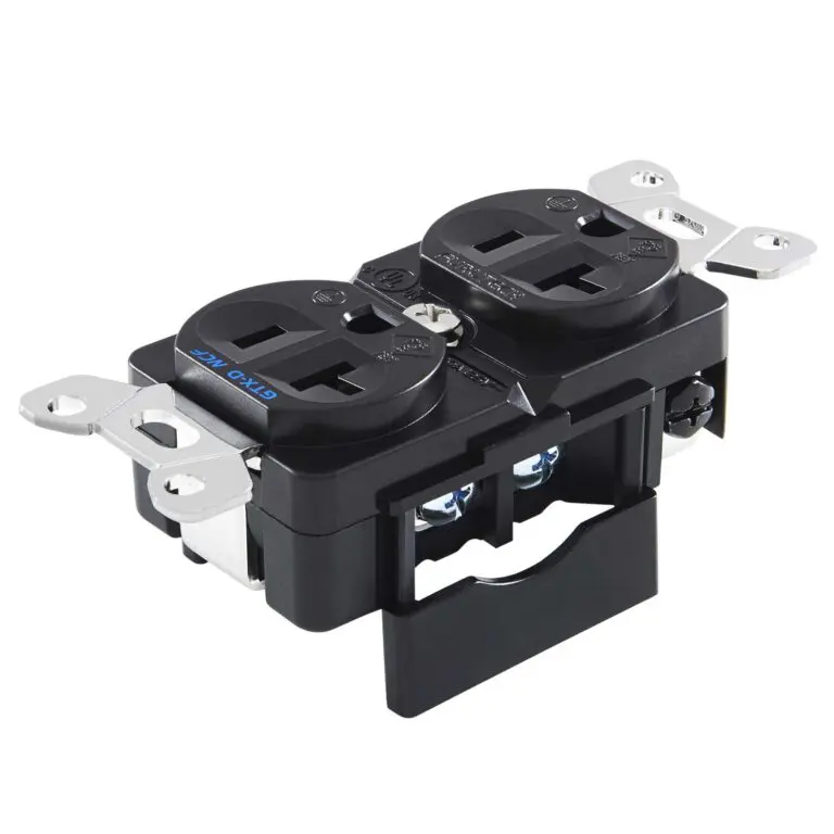 Furutech FURUTECH GTX-D NCF Rhodium Duplex 20A - 125V NEMA US